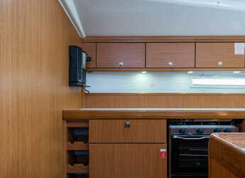 Rent a sailboat in Nidri Marine - Bavaria Cruiser 56