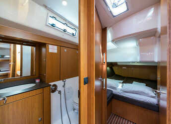 Rent a sailboat in Nidri Marine - Bavaria Cruiser 56