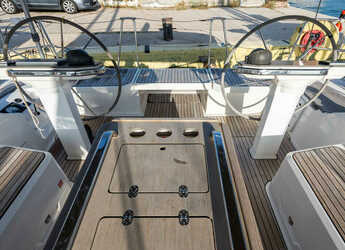 Rent a sailboat in Nidri Marine - Bavaria Cruiser 56