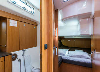 Rent a sailboat in Nidri Marine - Bavaria Cruiser 56