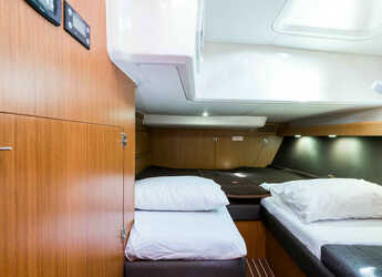 Rent a sailboat in Nidri Marine - Bavaria Cruiser 56