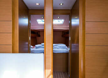 Rent a sailboat in Nidri Marine - Jeanneau Sun Odyssey 469