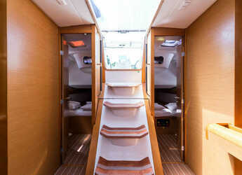 Rent a sailboat in Nidri Marine - Jeanneau Sun Odyssey 469