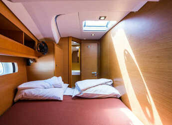 Rent a sailboat in Nidri Marine - Jeanneau Sun Odyssey 469