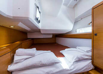 Rent a sailboat in Nidri Marine - Jeanneau Sun Odyssey 469