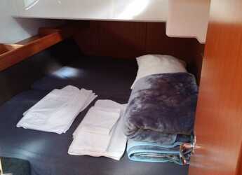 Chartern Sie segelboot in Lavrion Marina - Bavaria Cruiser 46