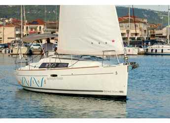 Rent a sailboat in Nidri Marine - Oceanis 31