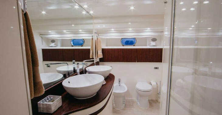 Rent a yacht in Marina Baotić - Amer 86