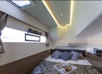 Rent a power catamaran  in Road Reef Marina - Fountaine Pajot MY37