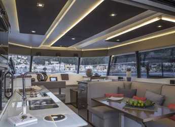 Rent a power catamaran  in Road Reef Marina - Fountaine Pajot MY37
