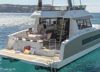 Rent a power catamaran  in Road Reef Marina - Fountaine Pajot MY37