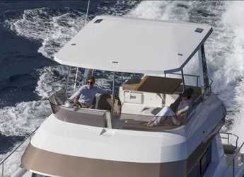 Rent a power catamaran  in Road Reef Marina - Fountaine Pajot MY37