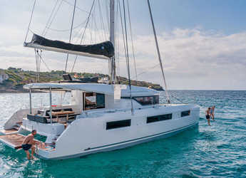 Rent a catamaran in Road Town Marina - Lagoon 50