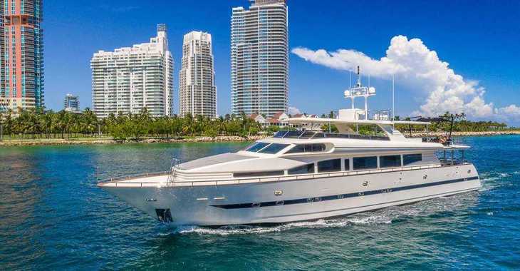 Rent a yacht in Nanny Cay - Horizon 110
