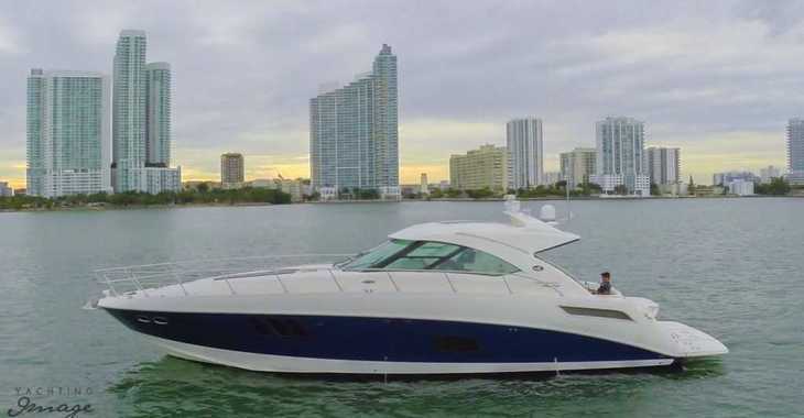 Rent a yacht in Nanny Cay - Sea Ray 54