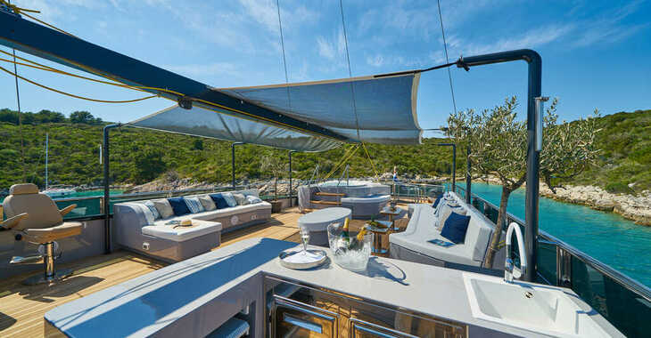 Rent a yacht in Marina Split (ACI Marina) - Gulet Rara Avis (VIP)