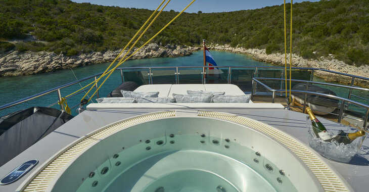 Rent a yacht in Split (ACI Marina) - Gulet Rara Avis (VIP)