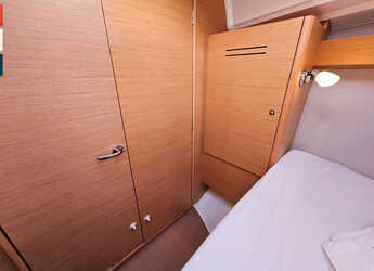 Rent a sailboat in Marina Frapa - Dufour 360 Grand Large