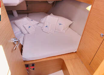 Rent a sailboat in Marina Frapa - Dufour 360 Grand Large