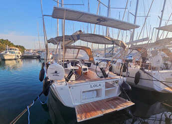Rent a sailboat in Marina Frapa - Dufour 360 Grand Large
