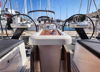 Rent a sailboat in Marina Frapa - Dufour 360 Grand Large