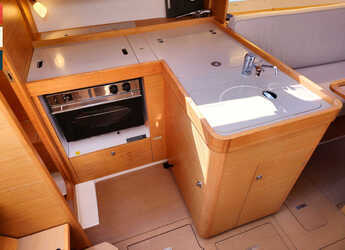 Rent a sailboat in Marina Frapa - Dufour 360 Grand Large