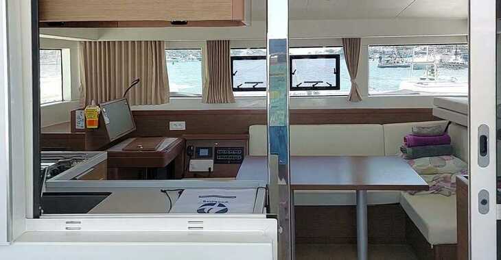 Rent a catamaran in Portocolom - Lagoon 40 - 4 + 2 cab 