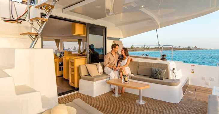 Rent a catamaran in True Blue Bay Marina - Lagoon 42 