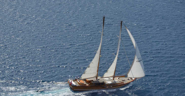 Rent a schooner in Bodrum Marina - Gulet Eyulu Deniz II