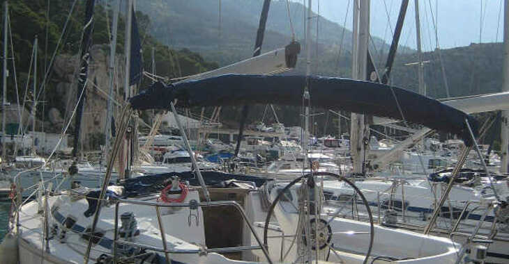 Rent a sailboat in Trogir ACI Marina - Bavaria 41