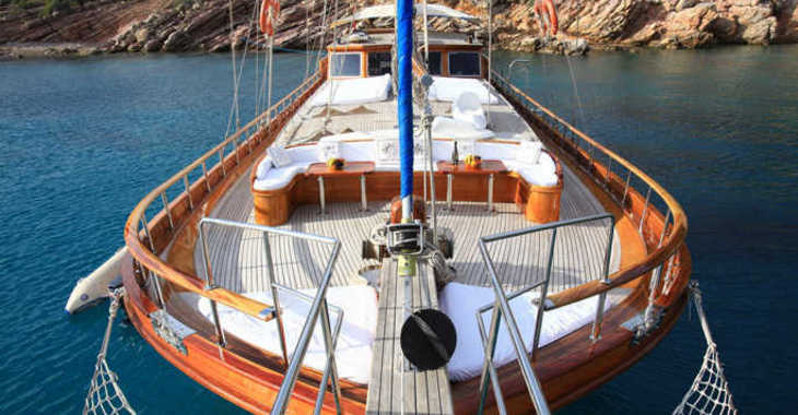 Rent a schooner in Bodrum Marina - Gulet Kaya Guneri III
