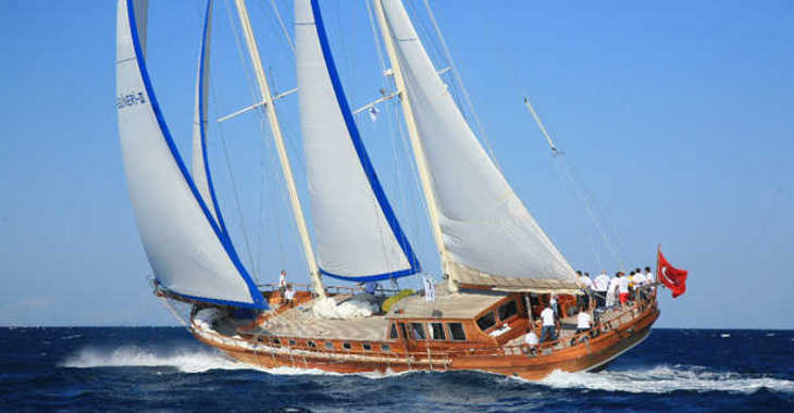 Rent a schooner in Bodrum Marina - Gulet Kaya Guneri III