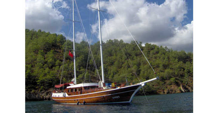 Rent a schooner in Bodrum Marina - Gulet Zeus