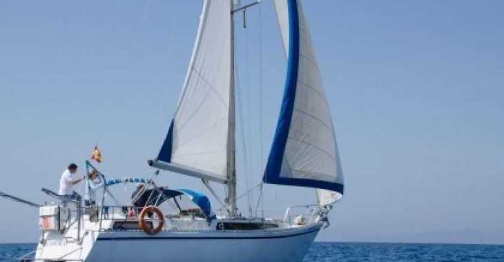Rent a sailboat in Port Olimpic de Barcelona - Puma 37