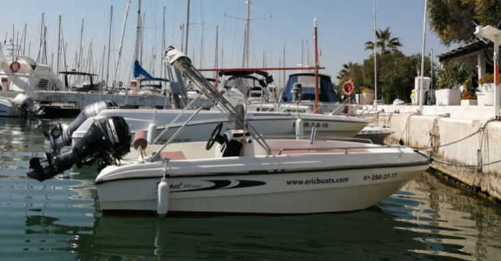 Rent a motorboat in Port d'Aiguadolç - Karel 400 ( Sin Licencia) 
