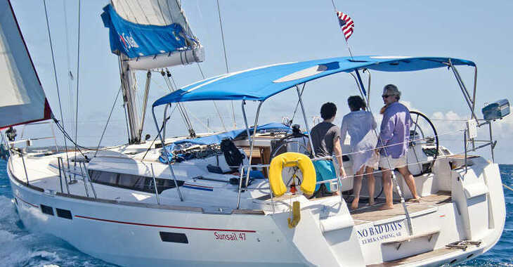 Chartern Sie segelboot in Agana Marina - Sunsail 47 (Classic)