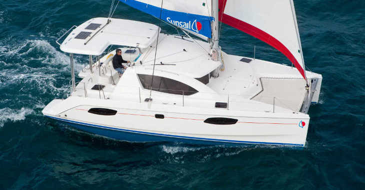 Rent a catamaran in Nidri Marine - Sunsail 404 (Classic)