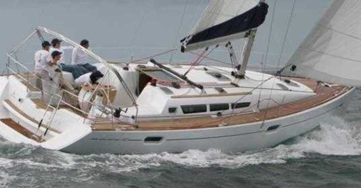 Rent a sailboat in Sotogrande - Jeanneau Sun Odyssey 42i
