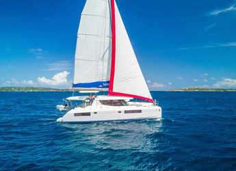 Rent a catamaran in Marina Fort Louis - Sunsail 454 (Classic)