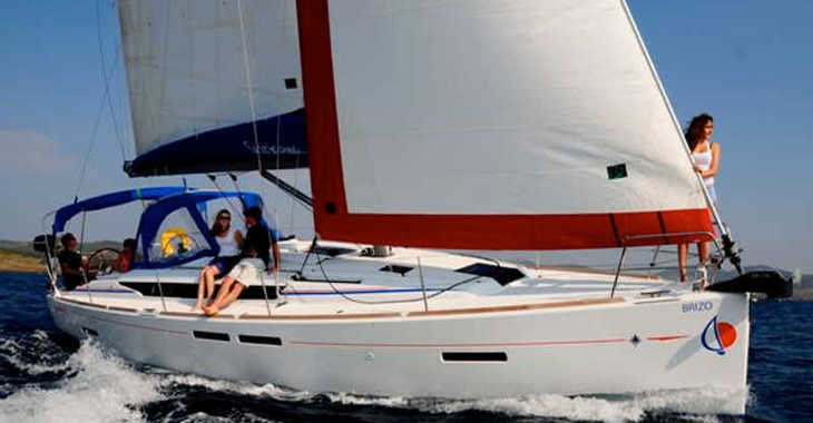 Rent a sailboat in ACI Marina Dubrovnik - Sunsail 41 (Classic)