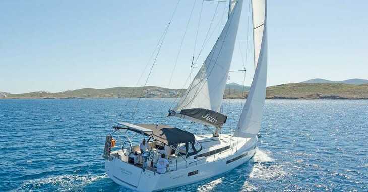 Rent a sailboat in Lavrion Marina - Sun Odyssey 490