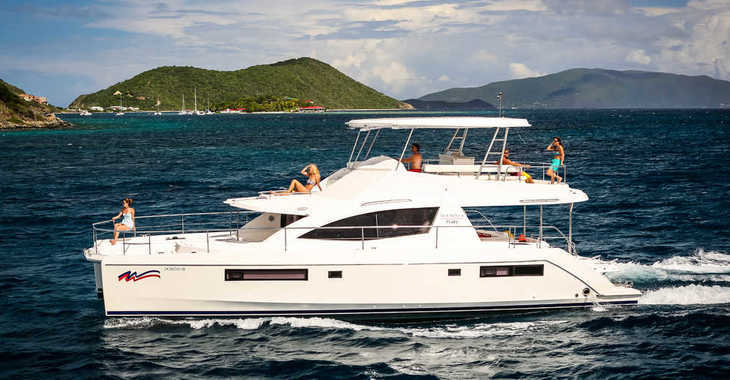 power catamaran for rent