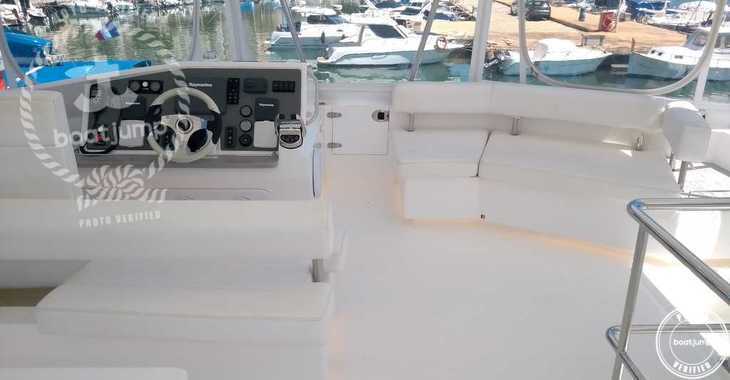 Alquilar catamarán a motor en Naviera Balear - Moorings 514 PC  (Club)