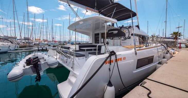 Rent a catamaran in Marina Split (ACI Marina) - Lagoon 40
