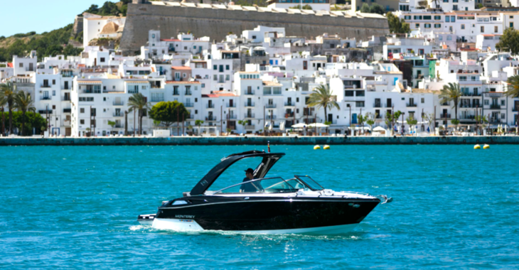 Rent a motorboat in Marina Ibiza - 278 SS 