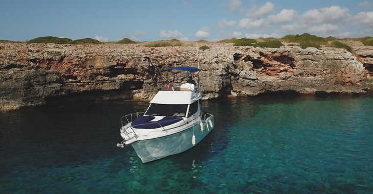 Rent a motorboat in Marina Porto Cristo - Rodman 10.40 fly