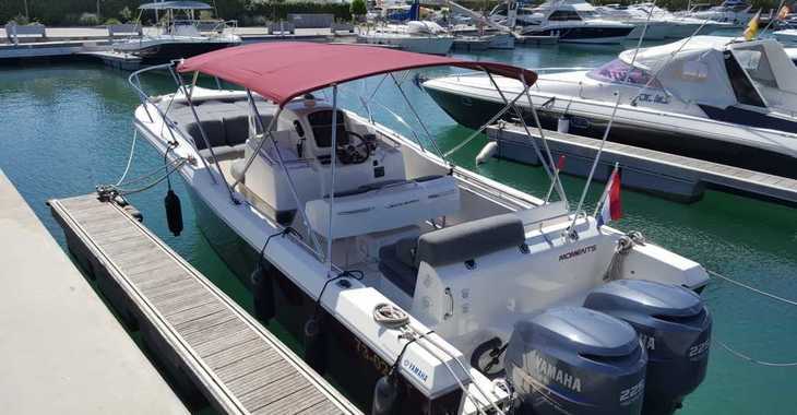 Chartern Sie motorboot in Marina Ibiza - White Shark 298 (Day charter only)