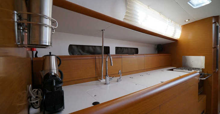Chartern Sie segelboot in Netsel Marina - Sun Odyssey 479