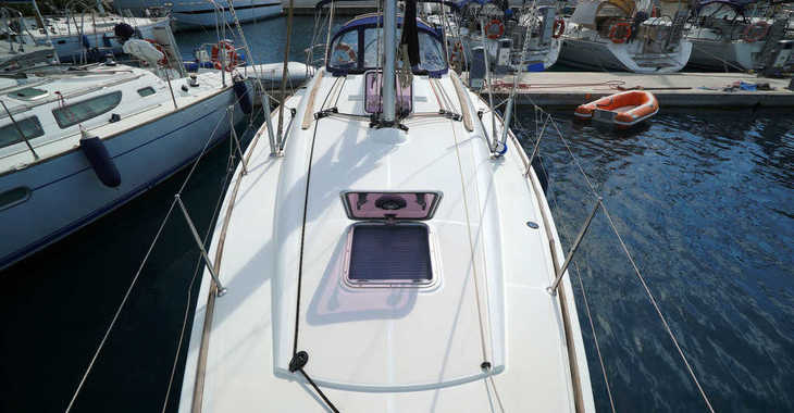 Rent a sailboat in Netsel Marina - Sun Odyssey 36i
