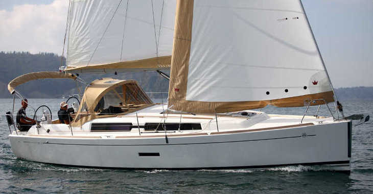 Rent a sailboat in Netsel Marina - Dufour 335 GL